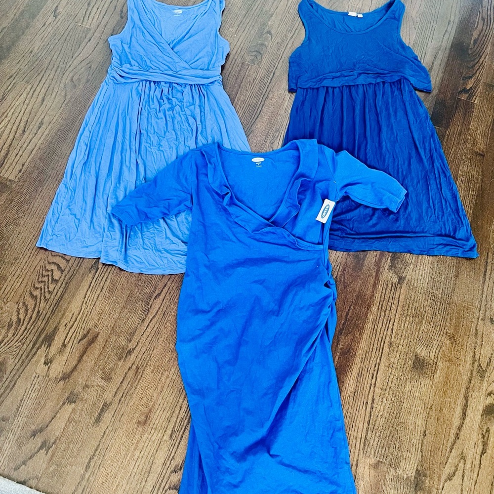 Old Navy Maternity dresses - 3 dresses (size S)